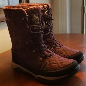 Nwt Columbia Clayton Cliffs Mid Omni 